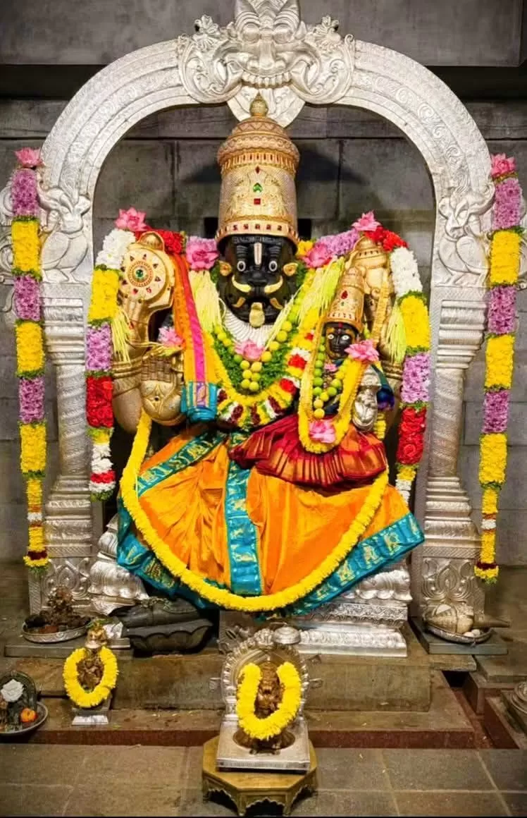 Shri Lakshmi Narasimha Swamy, Shri Uttaradi Mutt